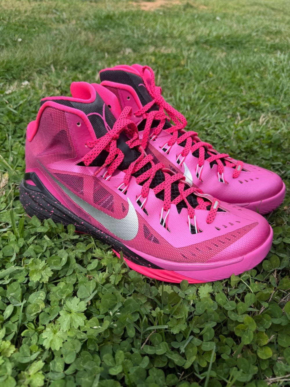 Nike Hyperdunk 2014 Think Pink shoes